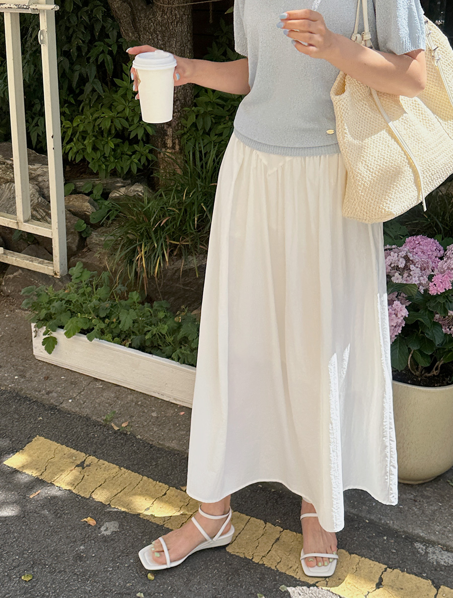 レモンドナイロンシャーリングロングスカート