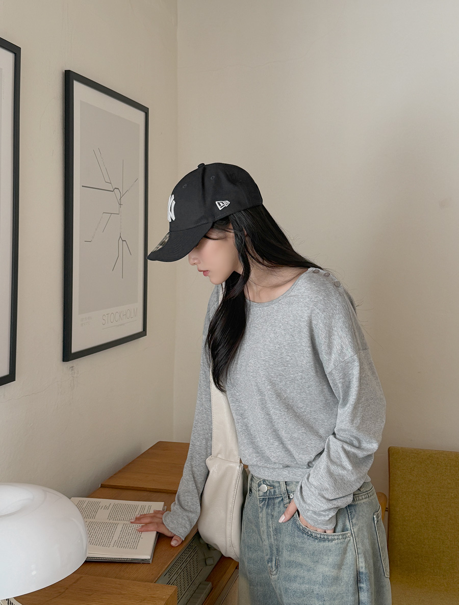 [EVELLET]チェンティヴェショルダーボタンティーシャツ