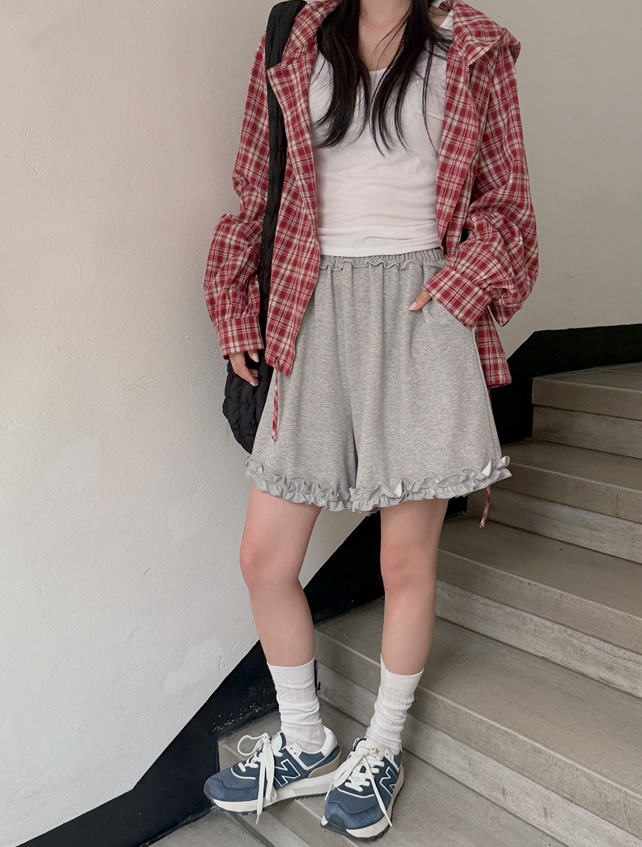 アンチュード フリル ４分丈 ウエストバンドパンツ