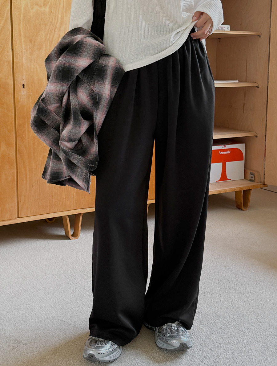ツモエンゴルジワイドウエストバンドパンツ