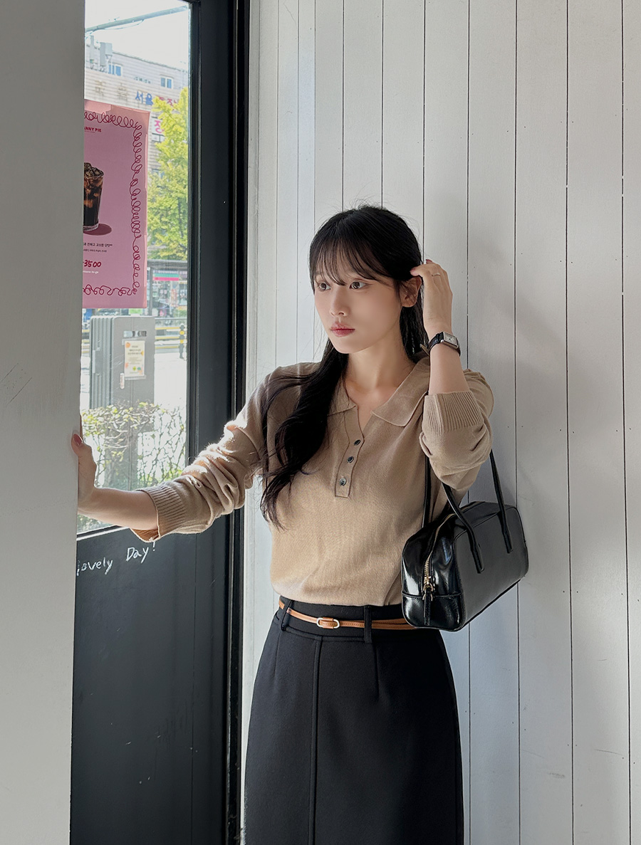 ヴェンティアカラーボタンニット