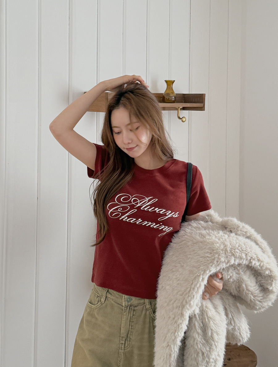 ビューネインピッチ起毛レタリングセミクロップティーシャツ