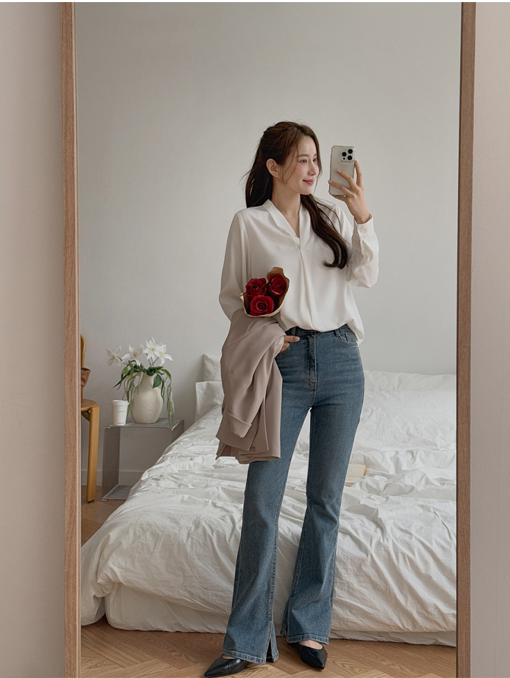 [EVELLET]ガビデンブイネックブラウス