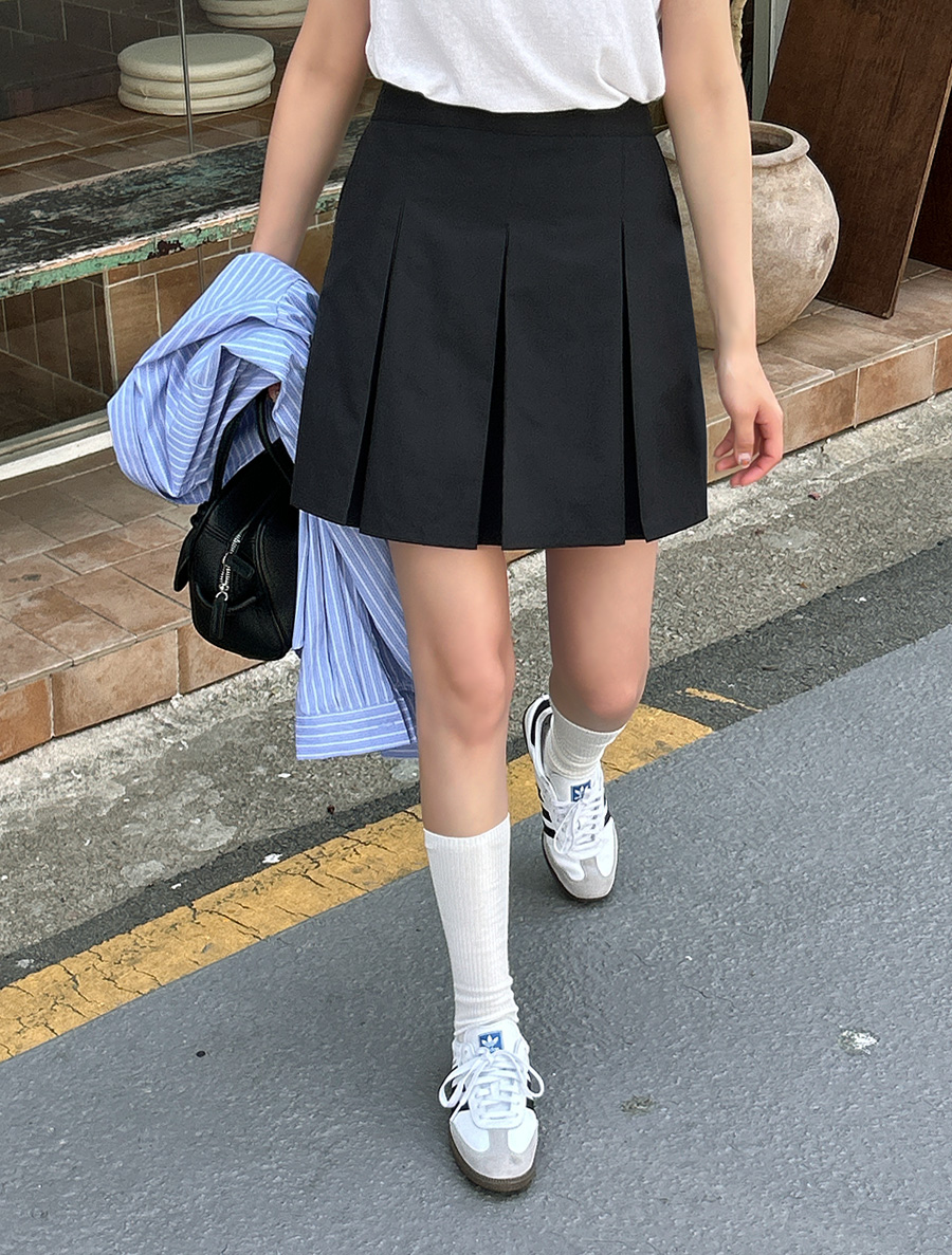 テニューベンプリッツパンツスカート