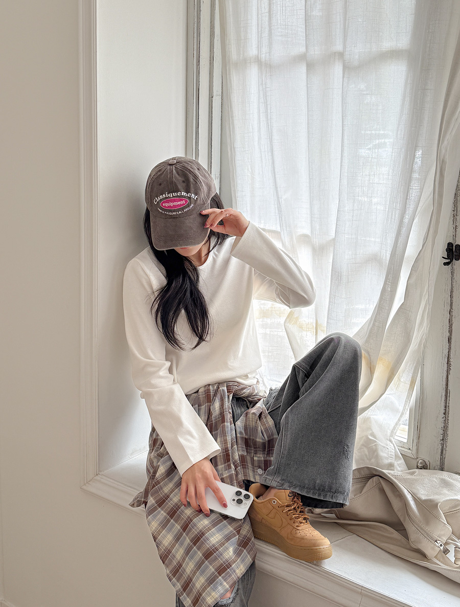 ヘプエンゴルジベーシックティーシャツ