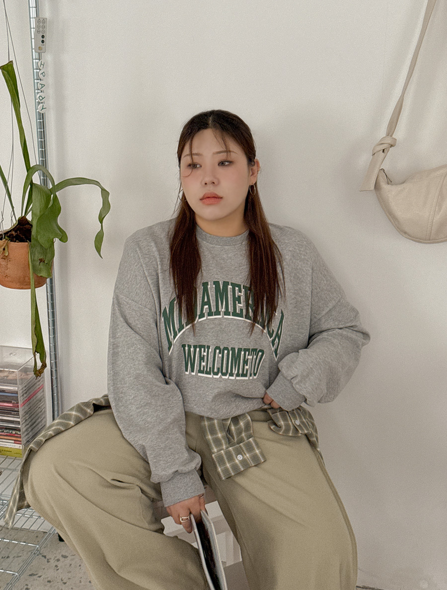 ピューハブンレタリング トイムティーシャツ