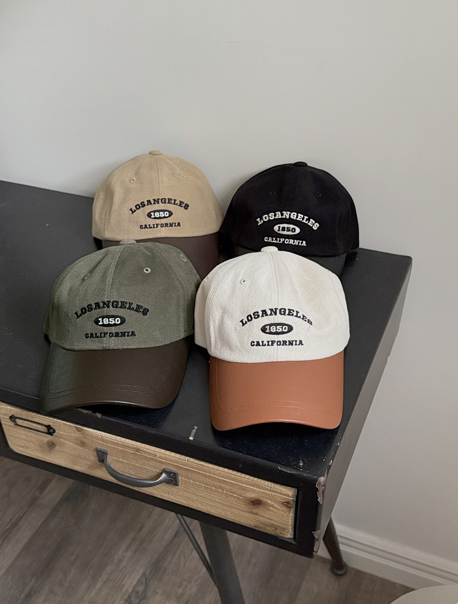 ネルトビーコットンレタリングレザーボールキャップ