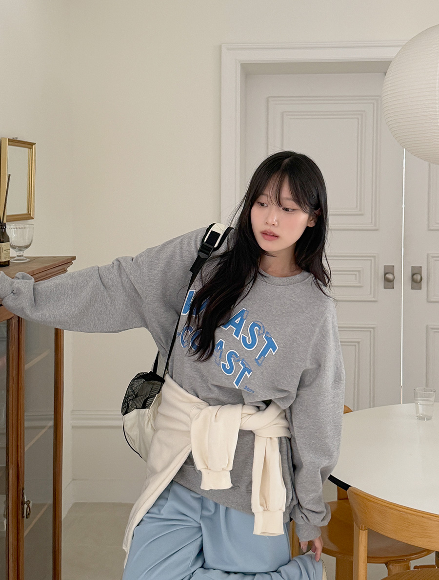 アノフィ ツムリ レタリング カットソー