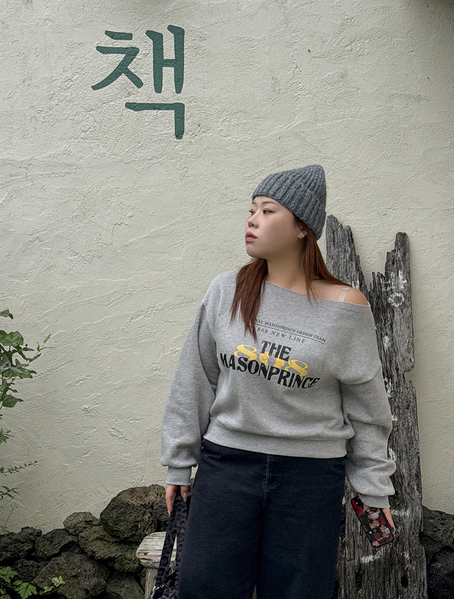 リュビエン起毛レタリングオフショルダーカットソー