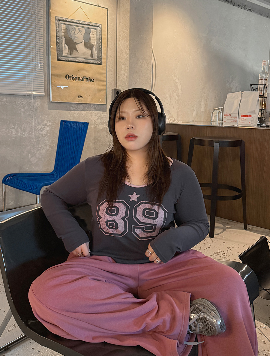 キュープデン配色プリンティングティーシャツ