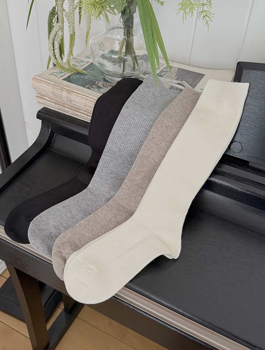 マーフアンウールゴルジニットニソックス