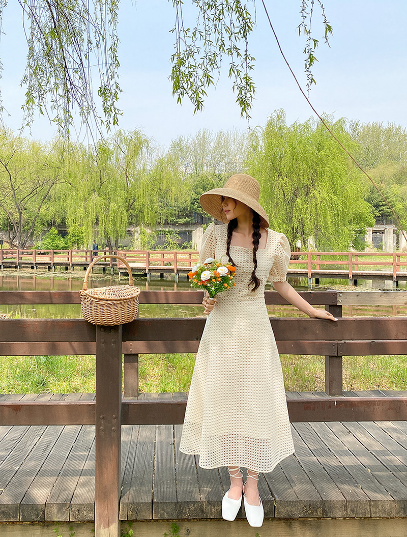 [EVELLET]セリングティーパンチングスクエアロングワンピース