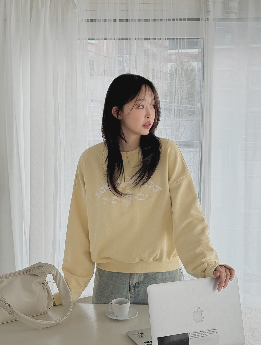 [EVELLET]ベルハロン・ジュリー刺繍カットソー