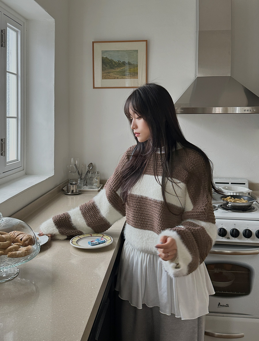 エンクハアンゴラスタイル配色クロップドニット