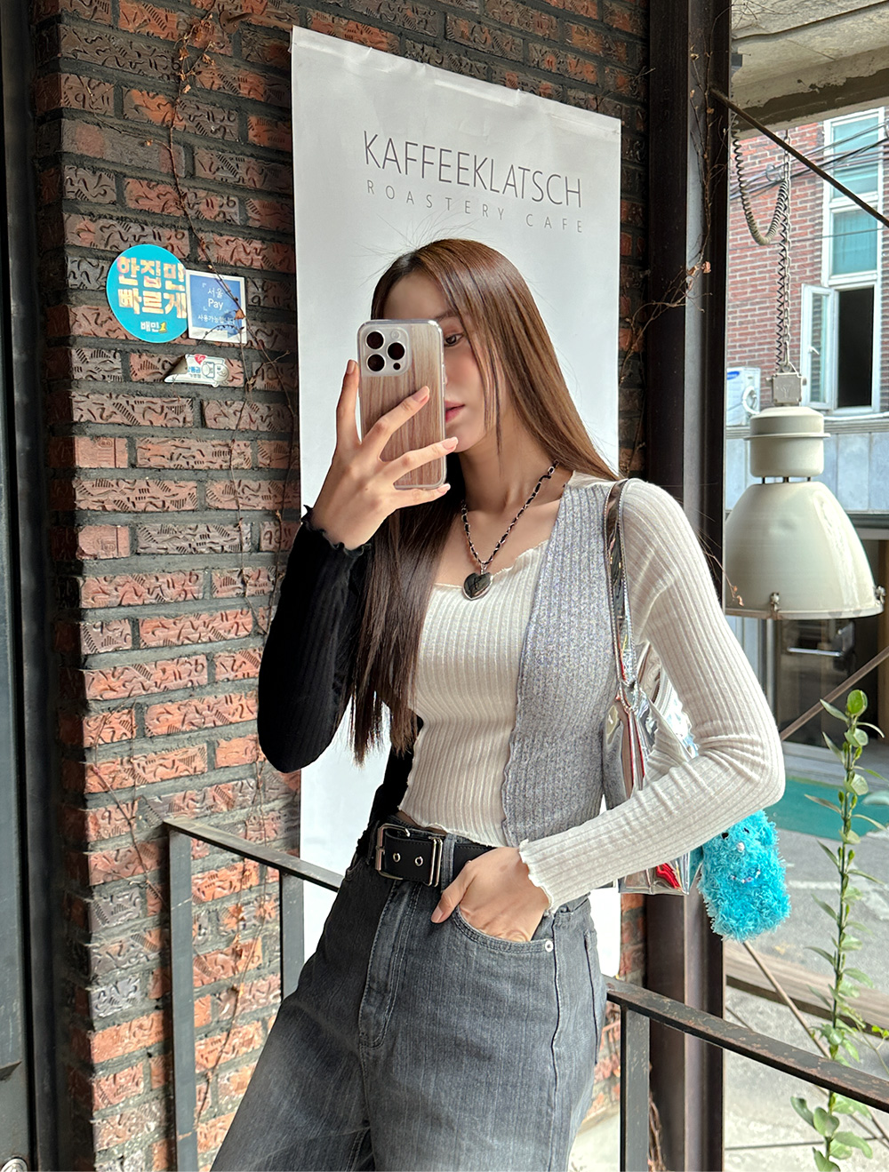 [EVELLET]ジュセンブアンバランスバランス配色クロップドティーシャツ