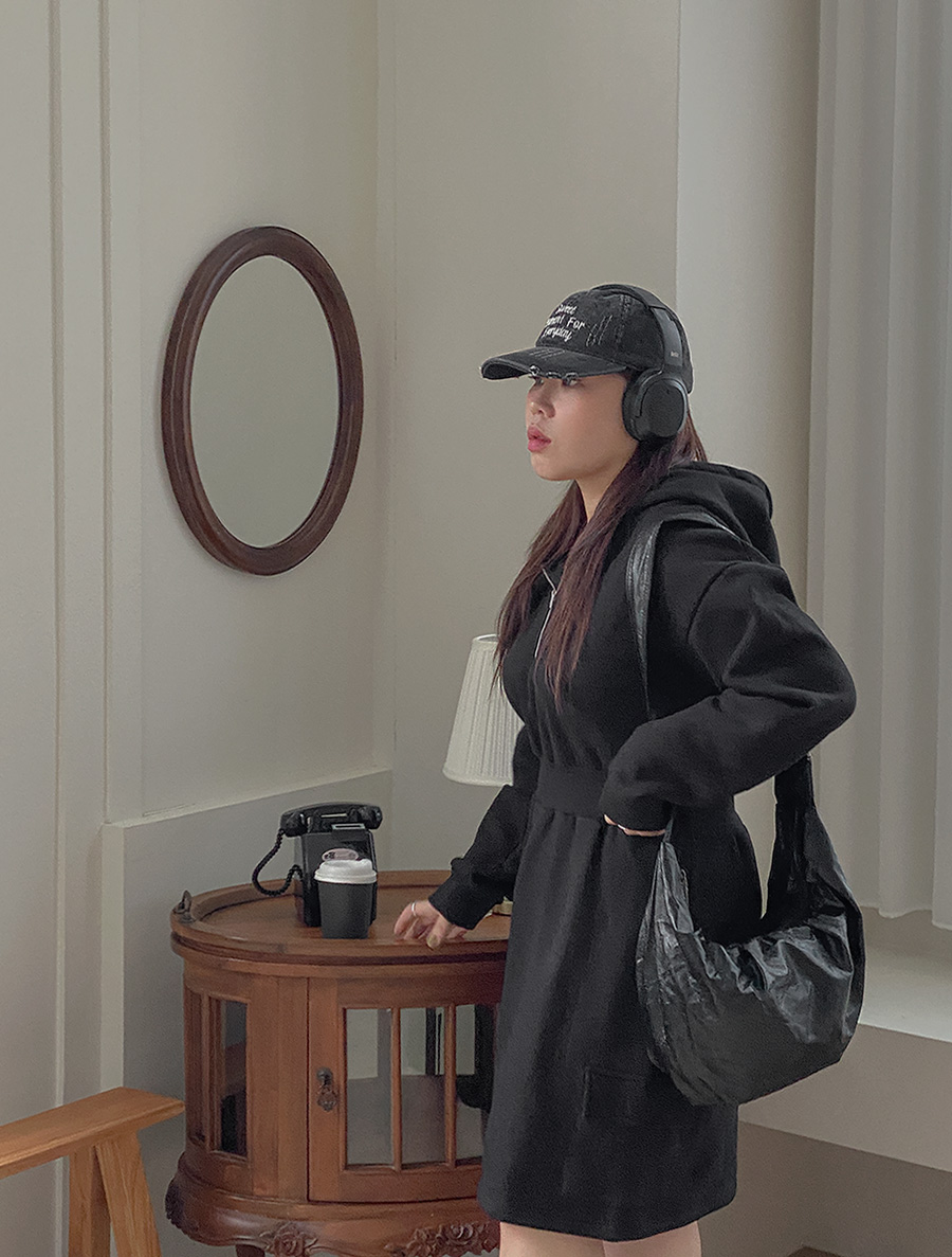 [EVELLET]ルリンバー起毛カーグフードワンピース