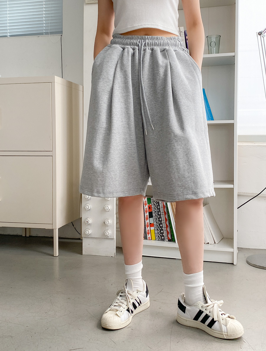 ベルズアピンタック6.5分丈バミューダウエストバンドパンツ