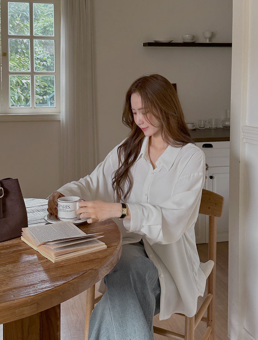 ブモンド・カラブラウス