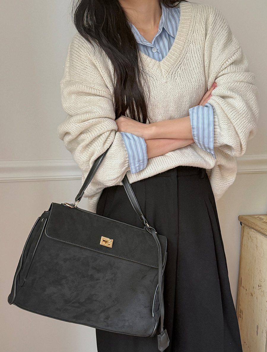 プチブンスエードスクエアクロースバック