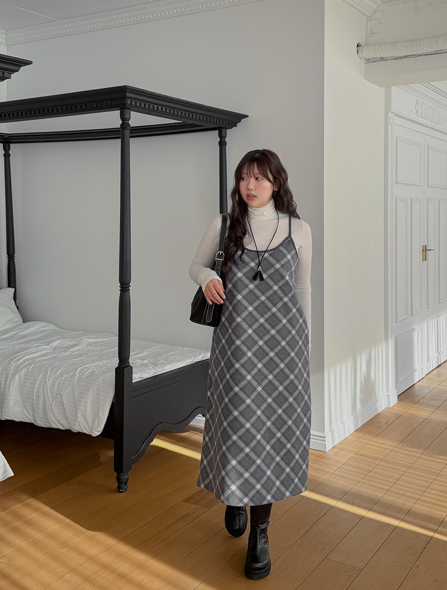 ポエナンピッチ起毛チェックビスティエロングワンピース