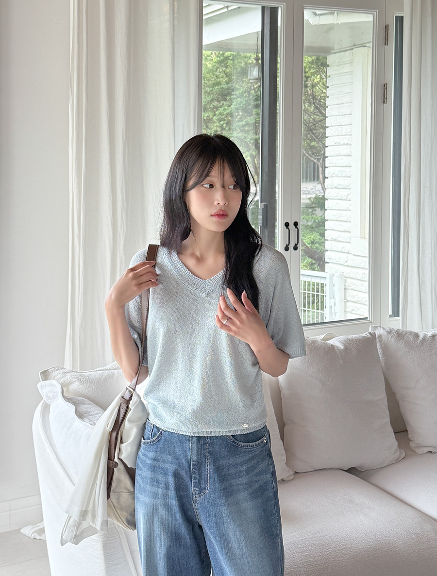 [EVELLET]レイニューブイネックペンダントニット