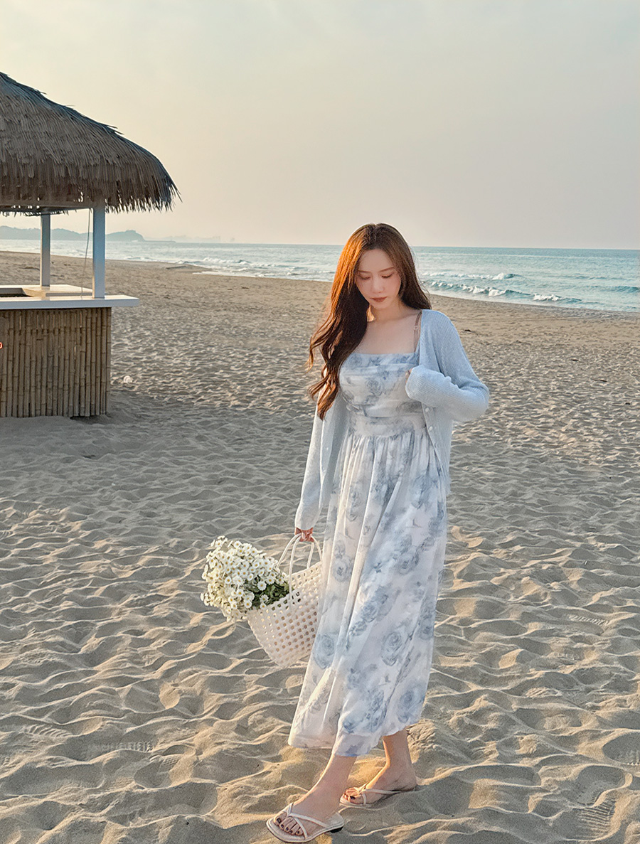 [EVELLET]ローズネフラワースモークビスティエロングワンピース