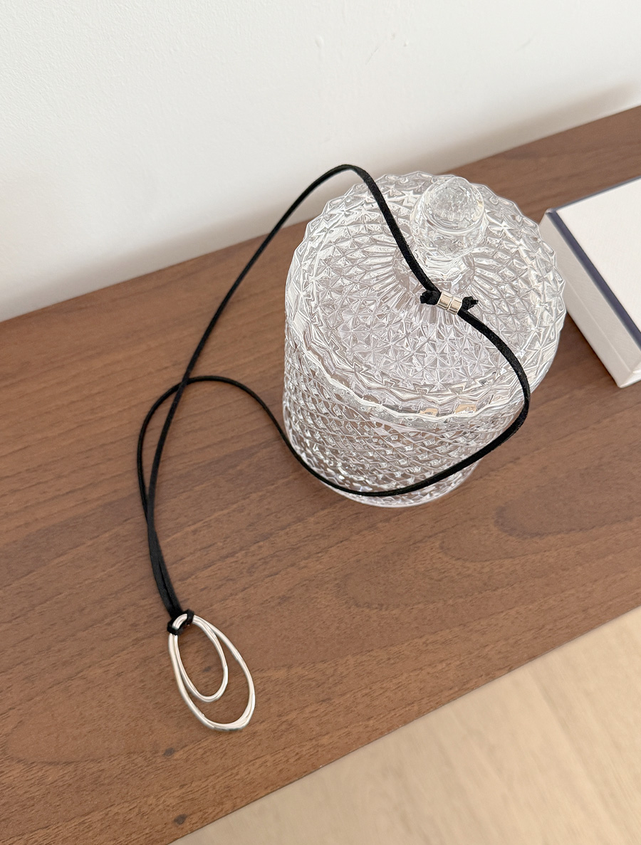 フアエルリングネックレス